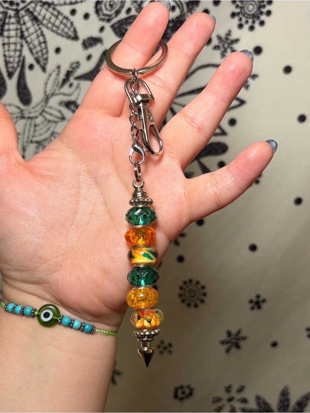 Handmade Beaded Pointed Tip Keychain Self
Defense Accessory Bag Charm Gift